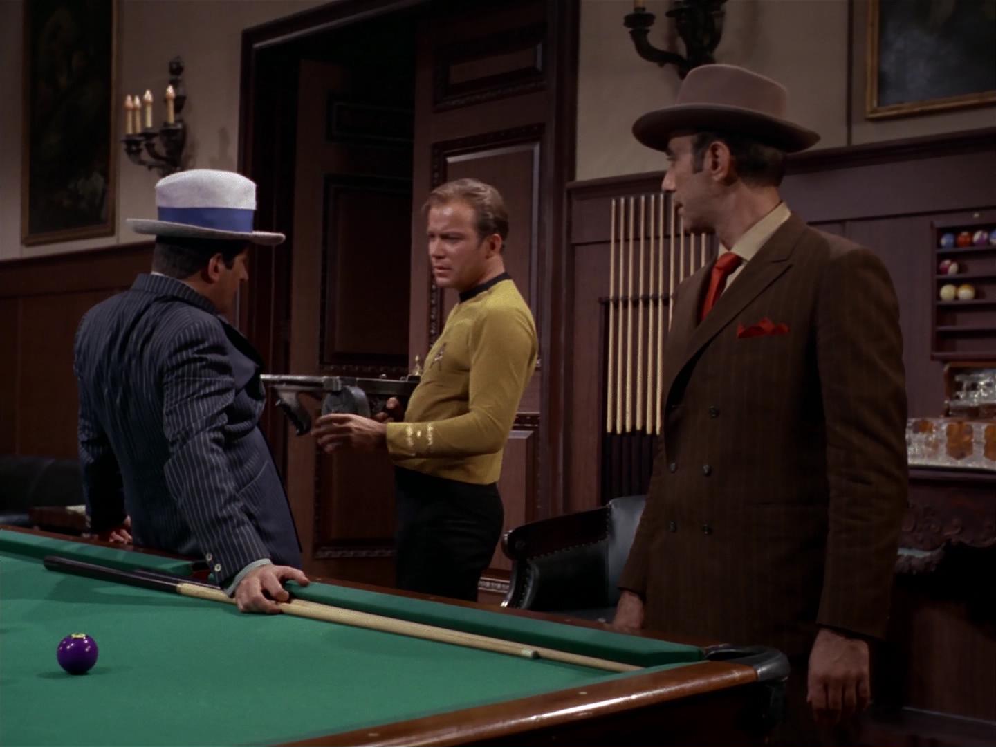 ariane179254_StarTrek_2x17_APieceOfTheAction_1824.jpg