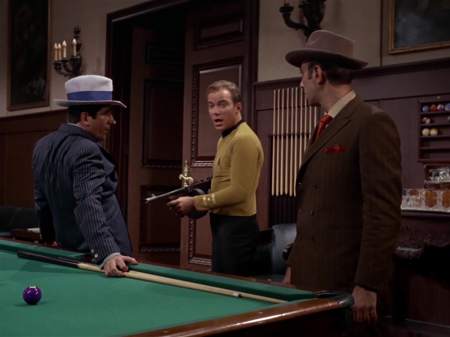 ariane179254_StarTrek_2x17_APieceOfTheAction_1826.jpg