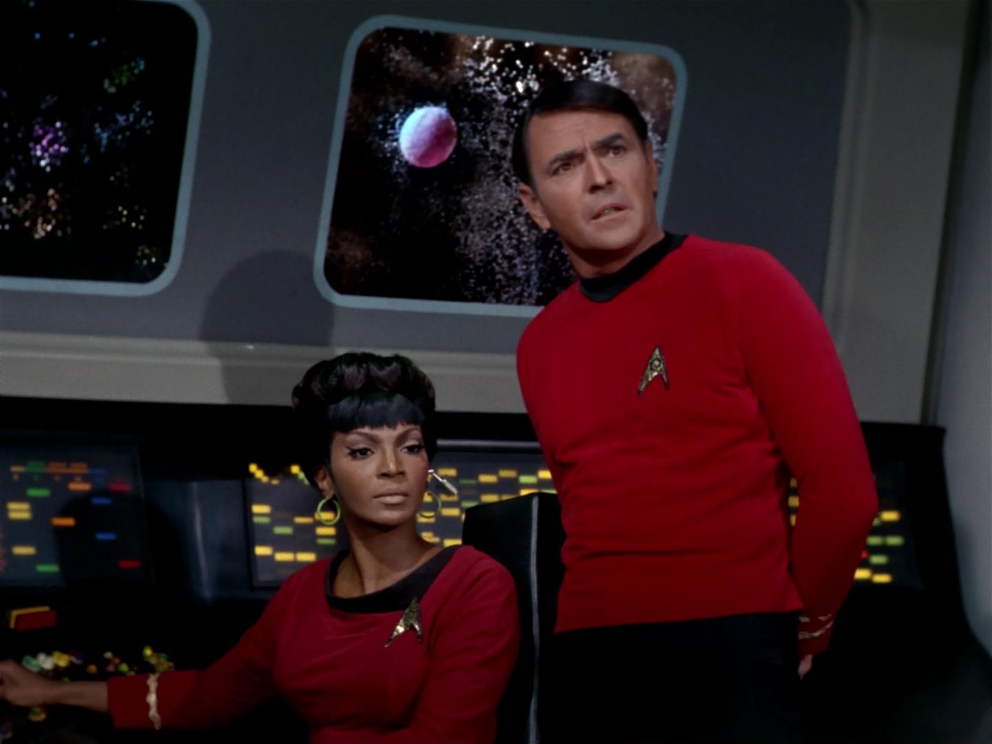 ariane179254_StarTrek_2x17_APieceOfTheAction_2387.jpg