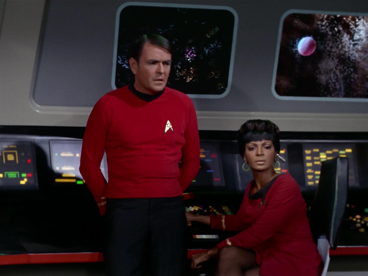 ariane179254_StarTrek_2x17_APieceOfTheAction_2406.jpg