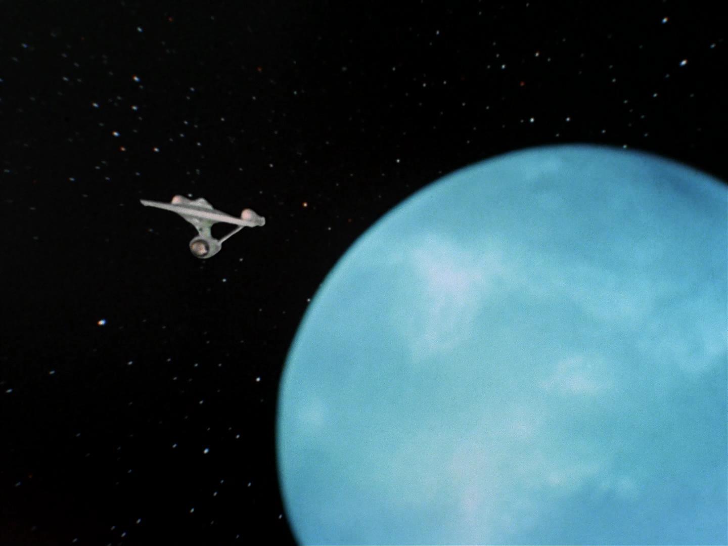 ariane179254_StarTrek_2x17_APieceOfTheAction_2487.jpg