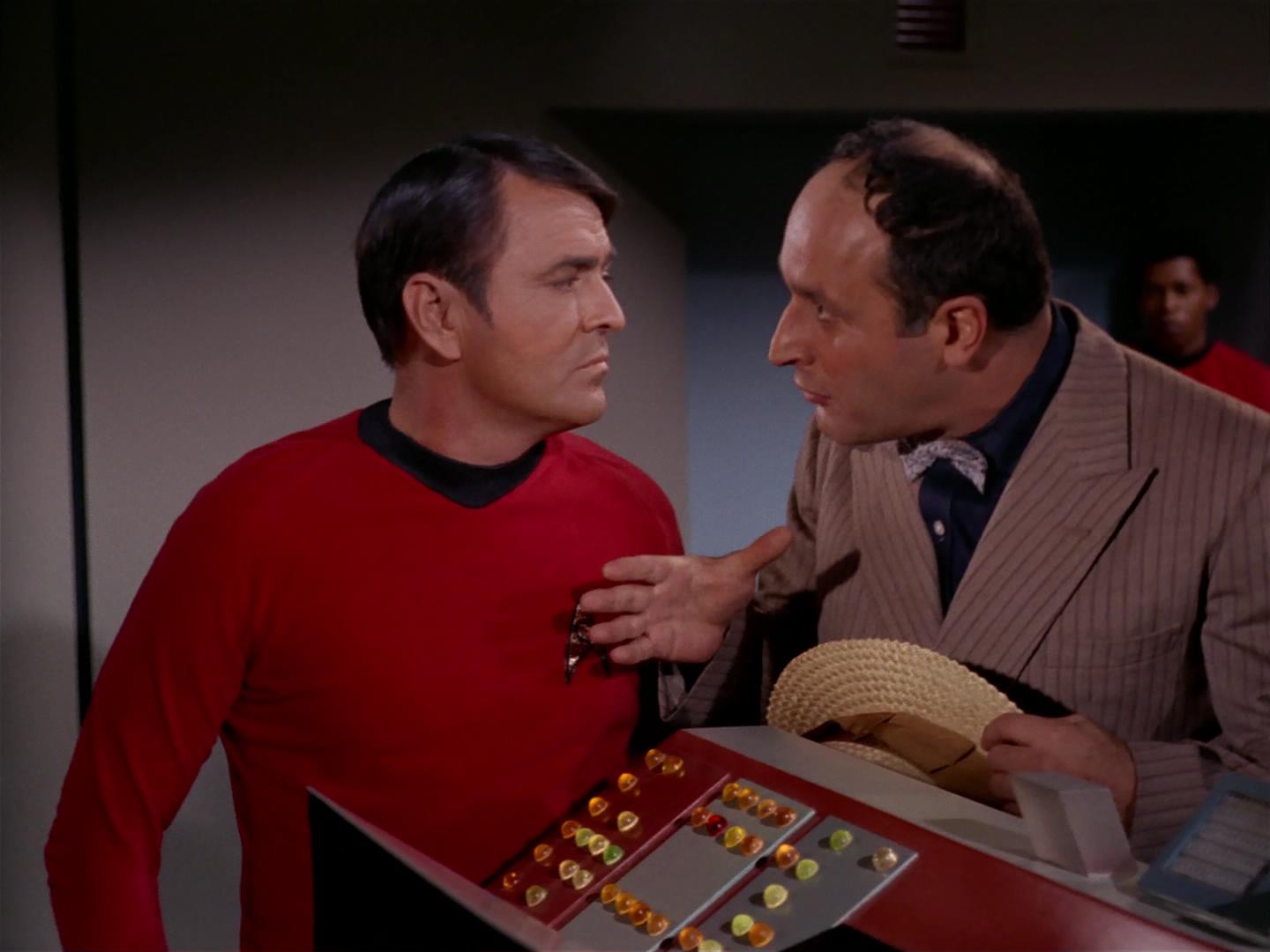 ariane179254_StarTrek_2x17_APieceOfTheAction_2502.jpg