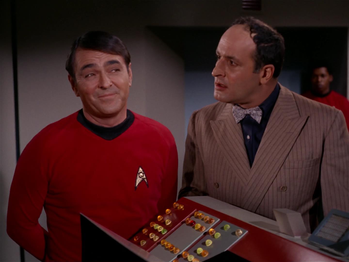 ariane179254_StarTrek_2x17_APieceOfTheAction_2518.jpg