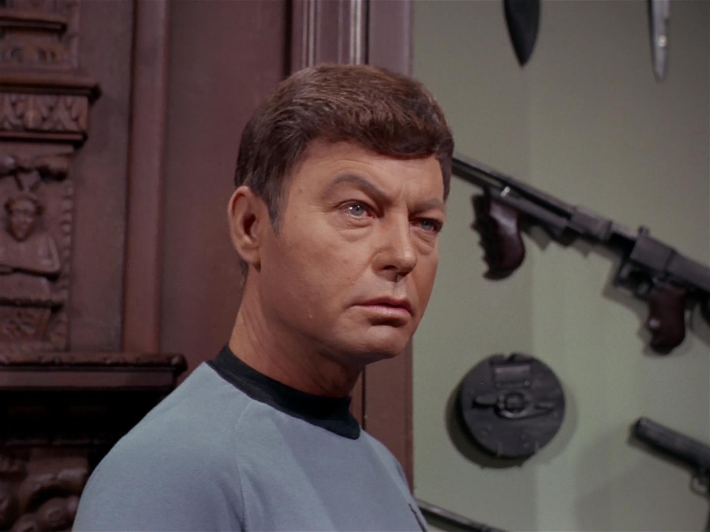 ariane179254_StarTrek_2x17_APieceOfTheAction_2624.jpg