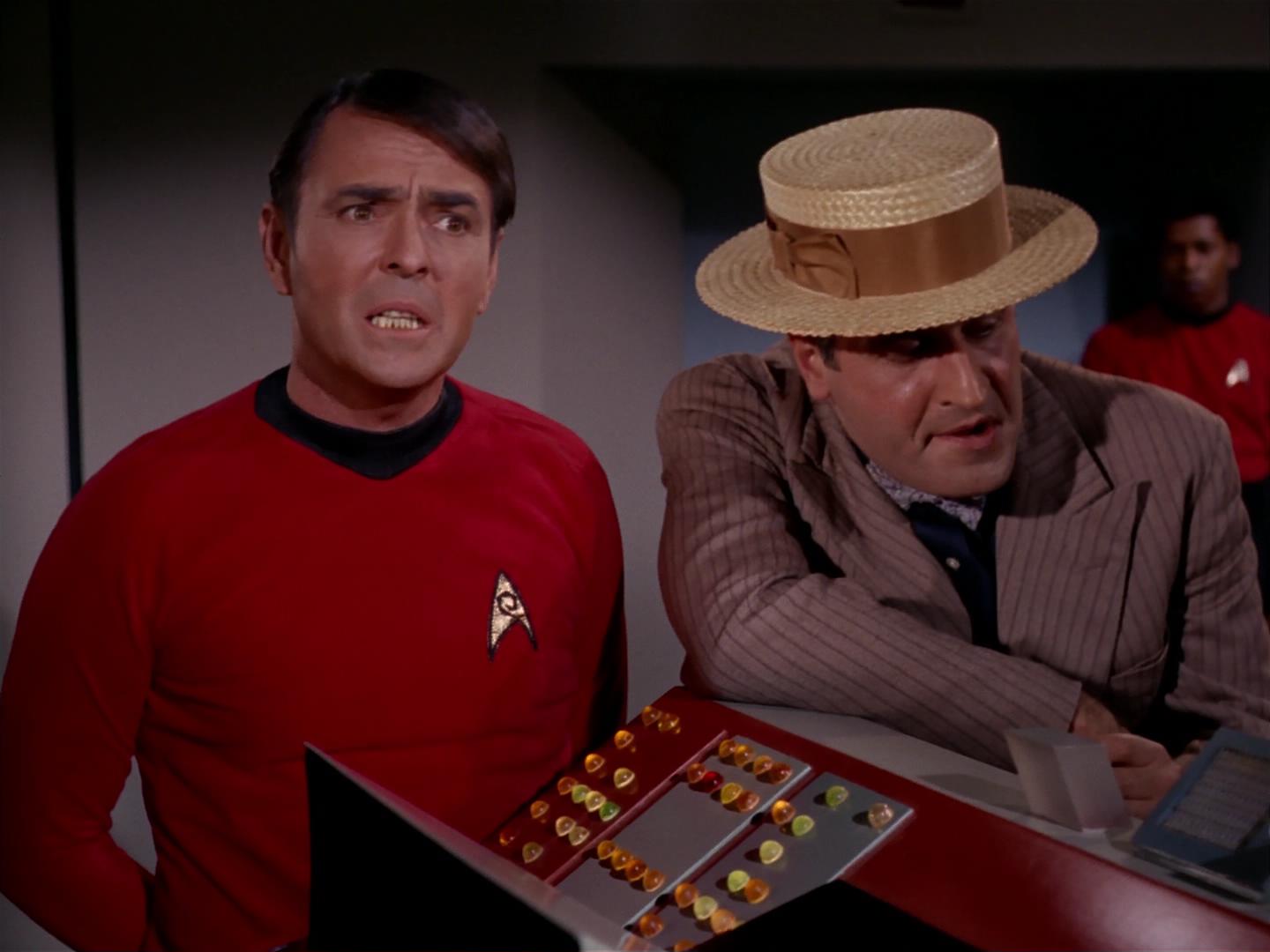 ariane179254_StarTrek_2x17_APieceOfTheAction_2689.jpg