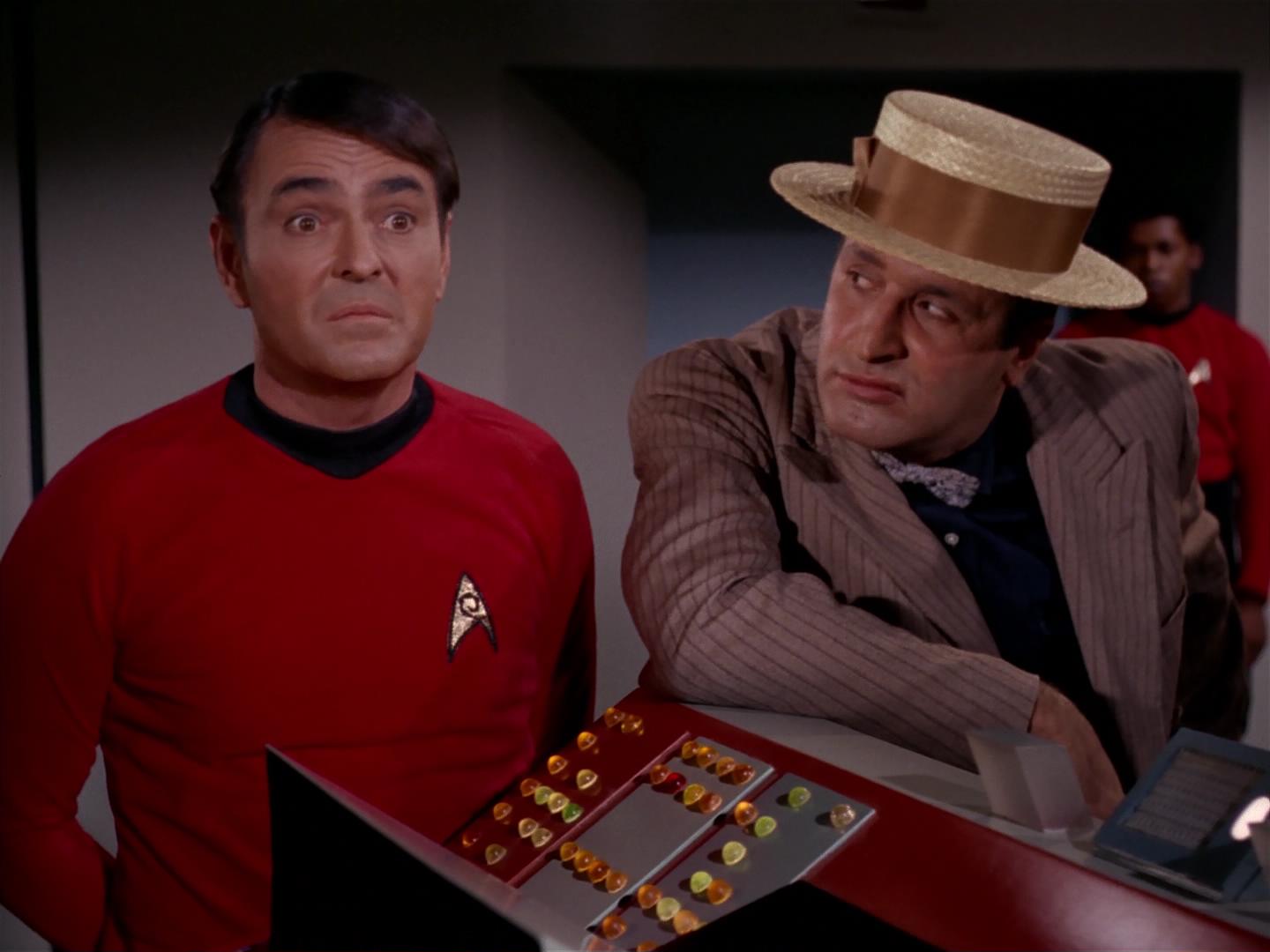 ariane179254_StarTrek_2x17_APieceOfTheAction_2716.jpg