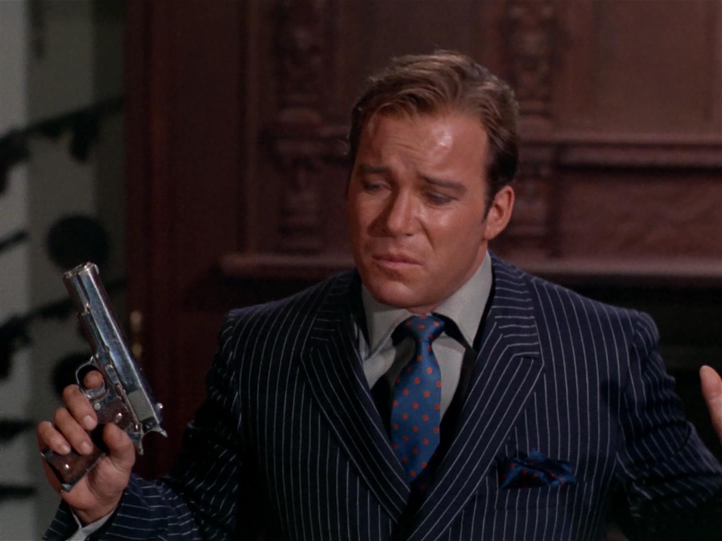 ariane179254_StarTrek_2x17_APieceOfTheAction_2875.jpg