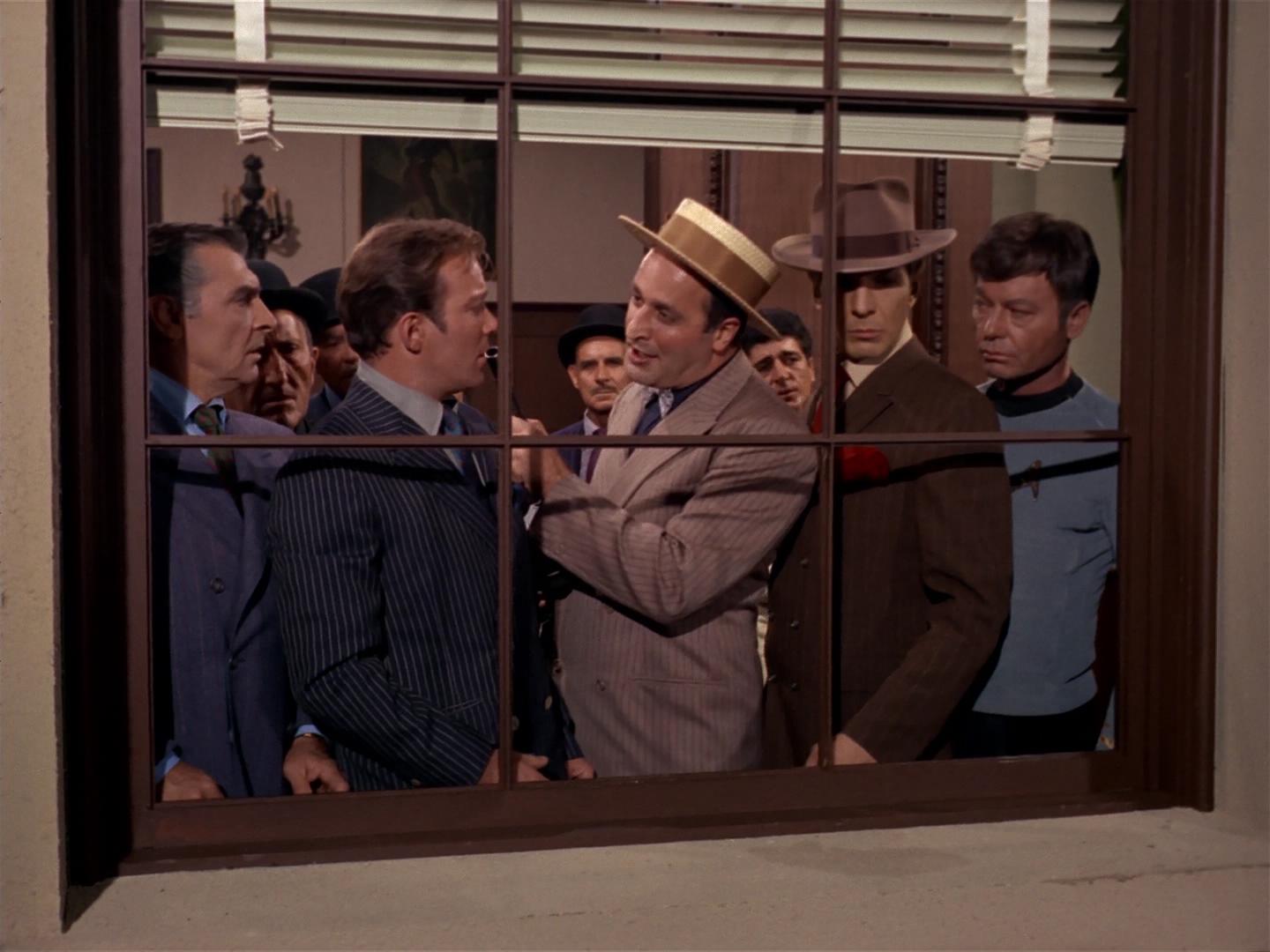 ariane179254_StarTrek_2x17_APieceOfTheAction_2953.jpg