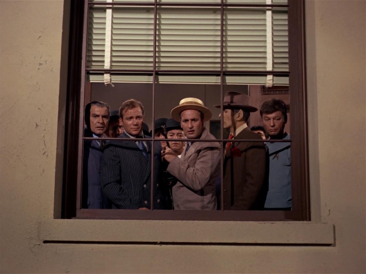 ariane179254_StarTrek_2x17_APieceOfTheAction_3000.jpg