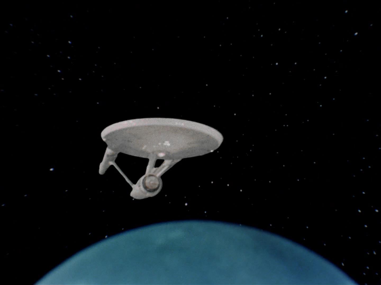 ariane179254_StarTrek_2x17_APieceOfTheAction_3101.jpg