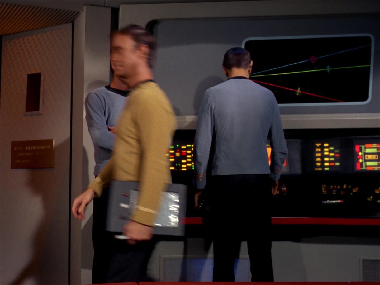 ariane179254_StarTrek_2x17_APieceOfTheAction_3105.jpg