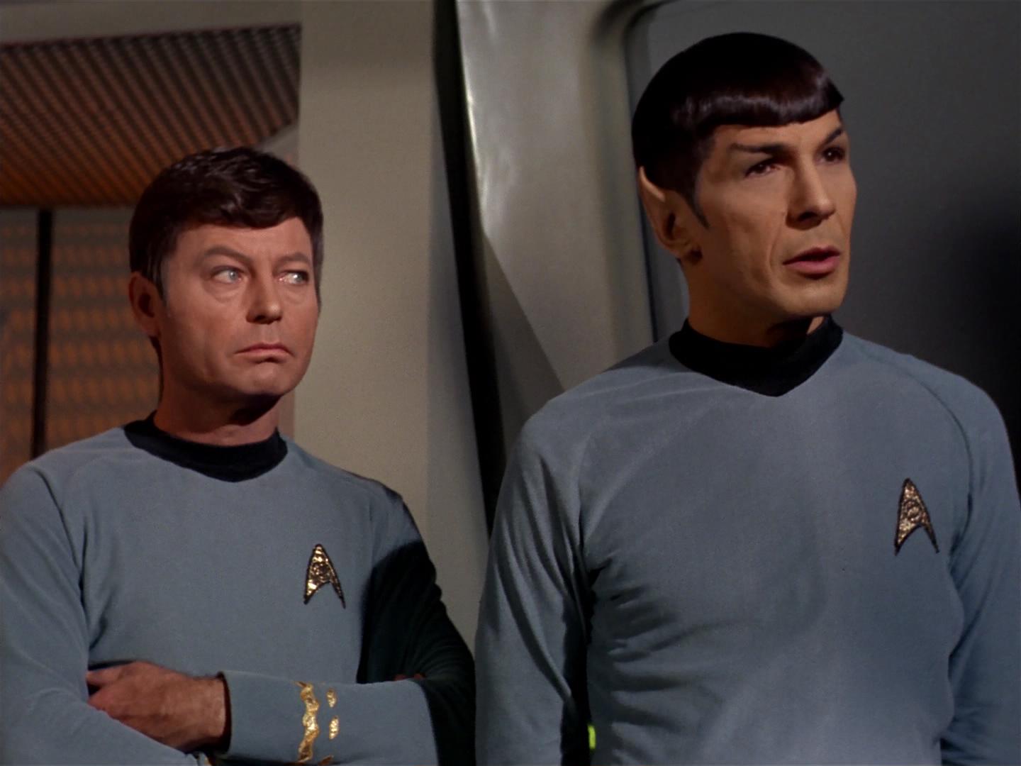 ariane179254_StarTrek_2x17_APieceOfTheAction_3123.jpg