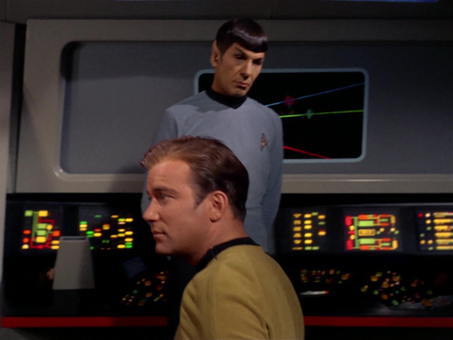 ariane179254_StarTrek_2x17_APieceOfTheAction_3173.jpg