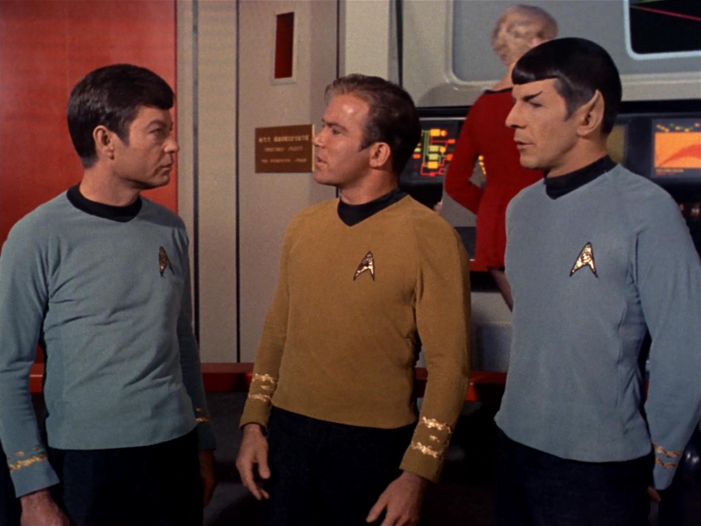 ariane179254_StarTrek_2x17_APieceOfTheAction_3213.jpg