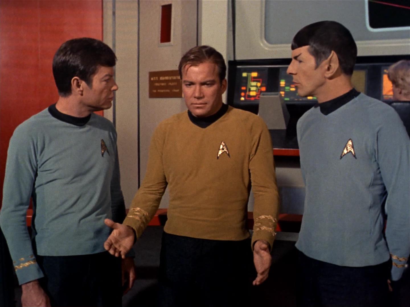ariane179254_StarTrek_2x17_APieceOfTheAction_3225.jpg