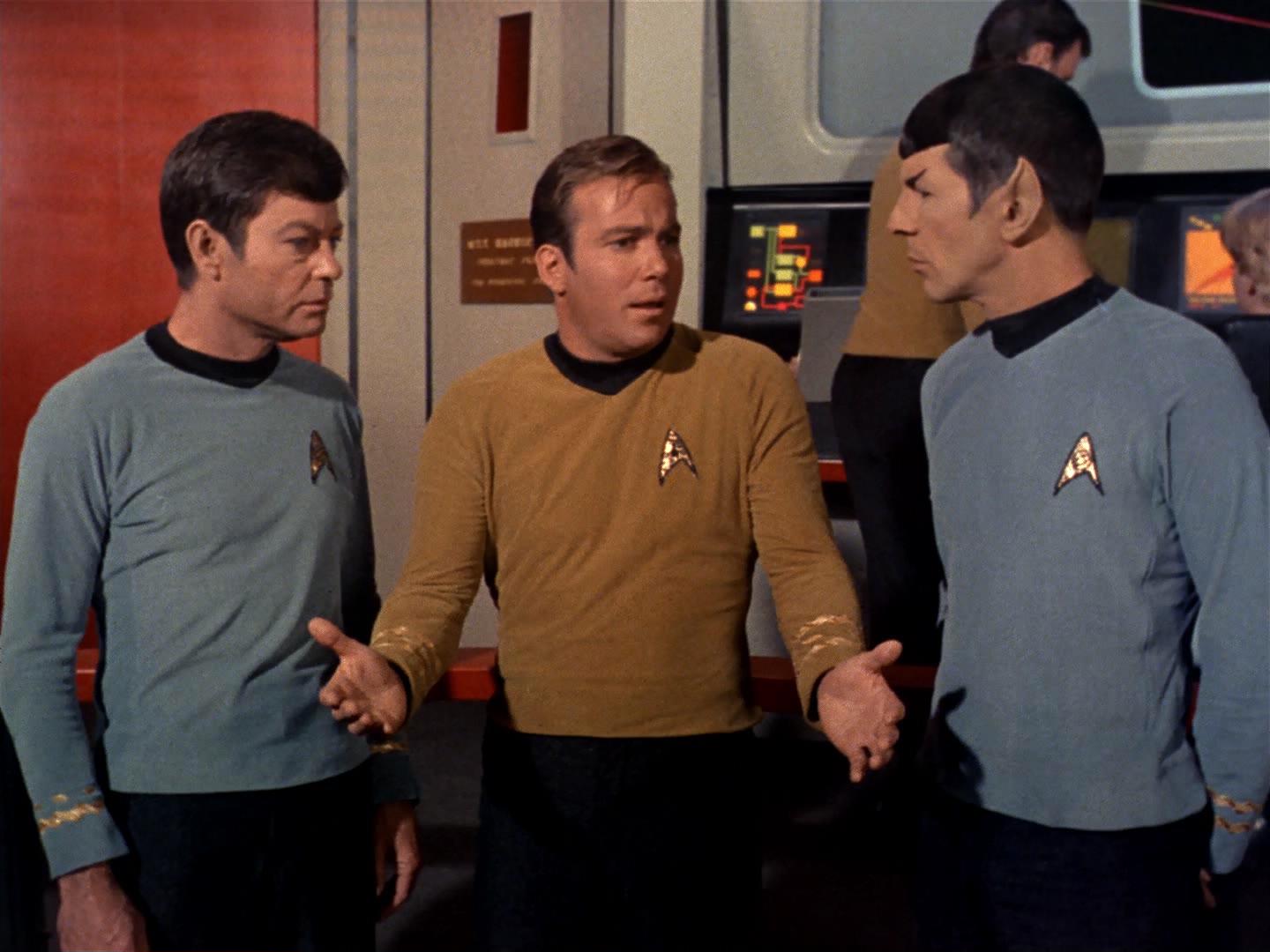 ariane179254_StarTrek_2x17_APieceOfTheAction_3228.jpg