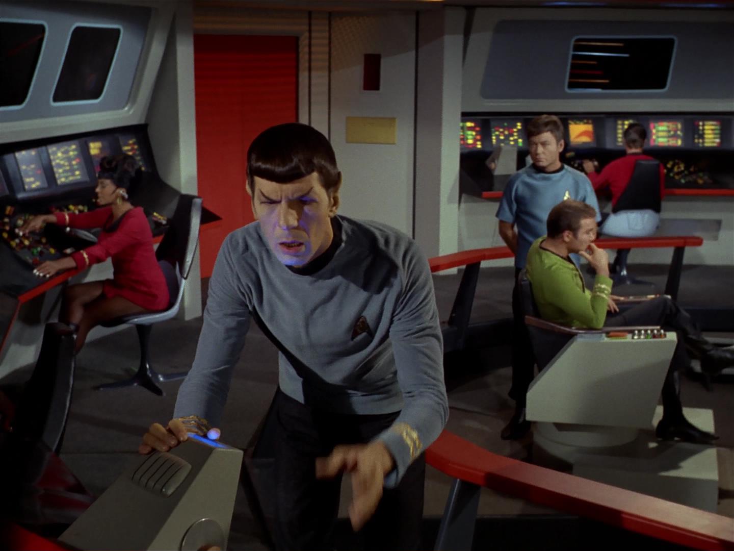 ariane179254_StarTrek_2x18_TheImmunitySyndrome_0050.jpg
