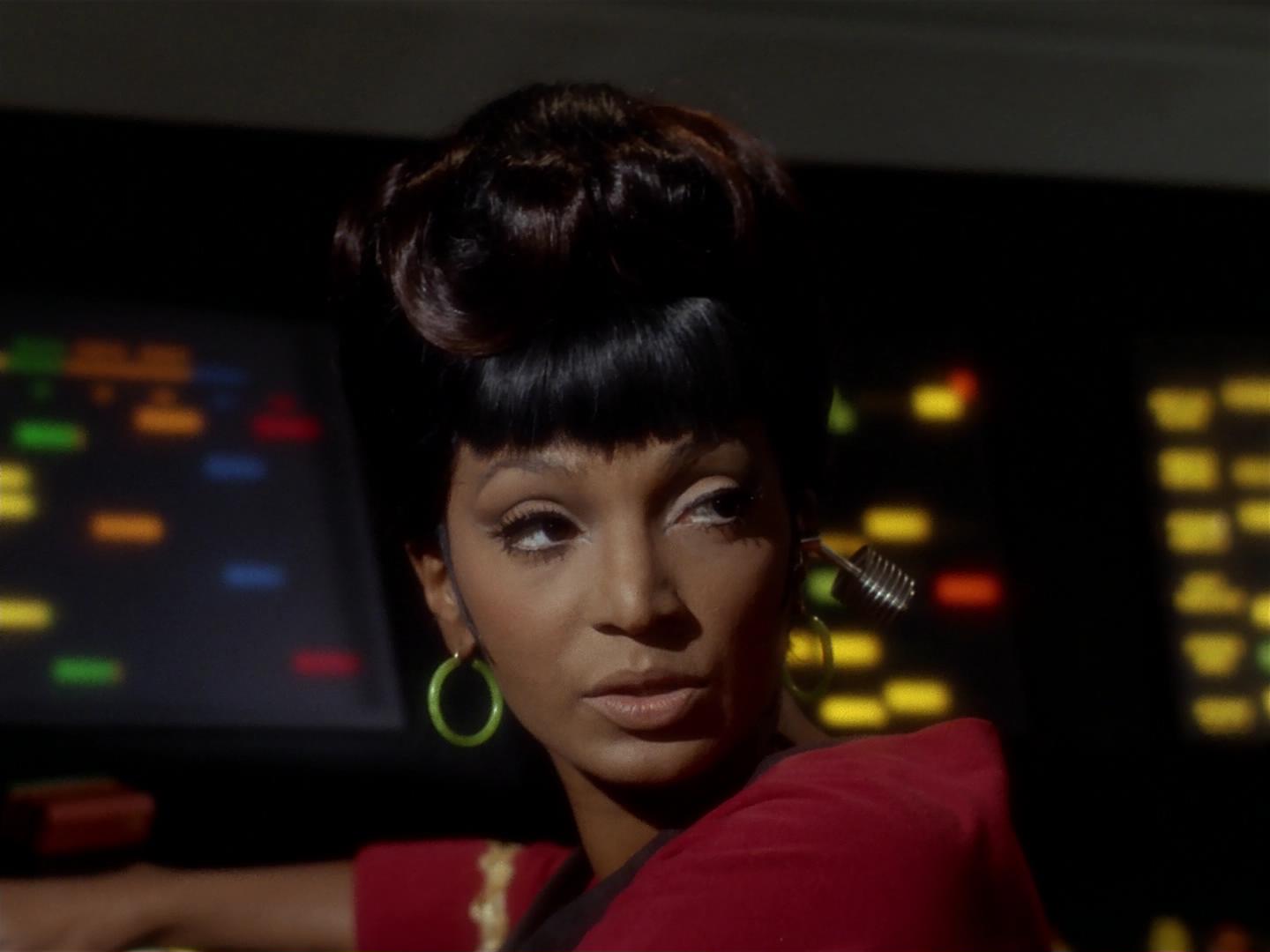 ariane179254_StarTrek_2x18_TheImmunitySyndrome_0106.jpg