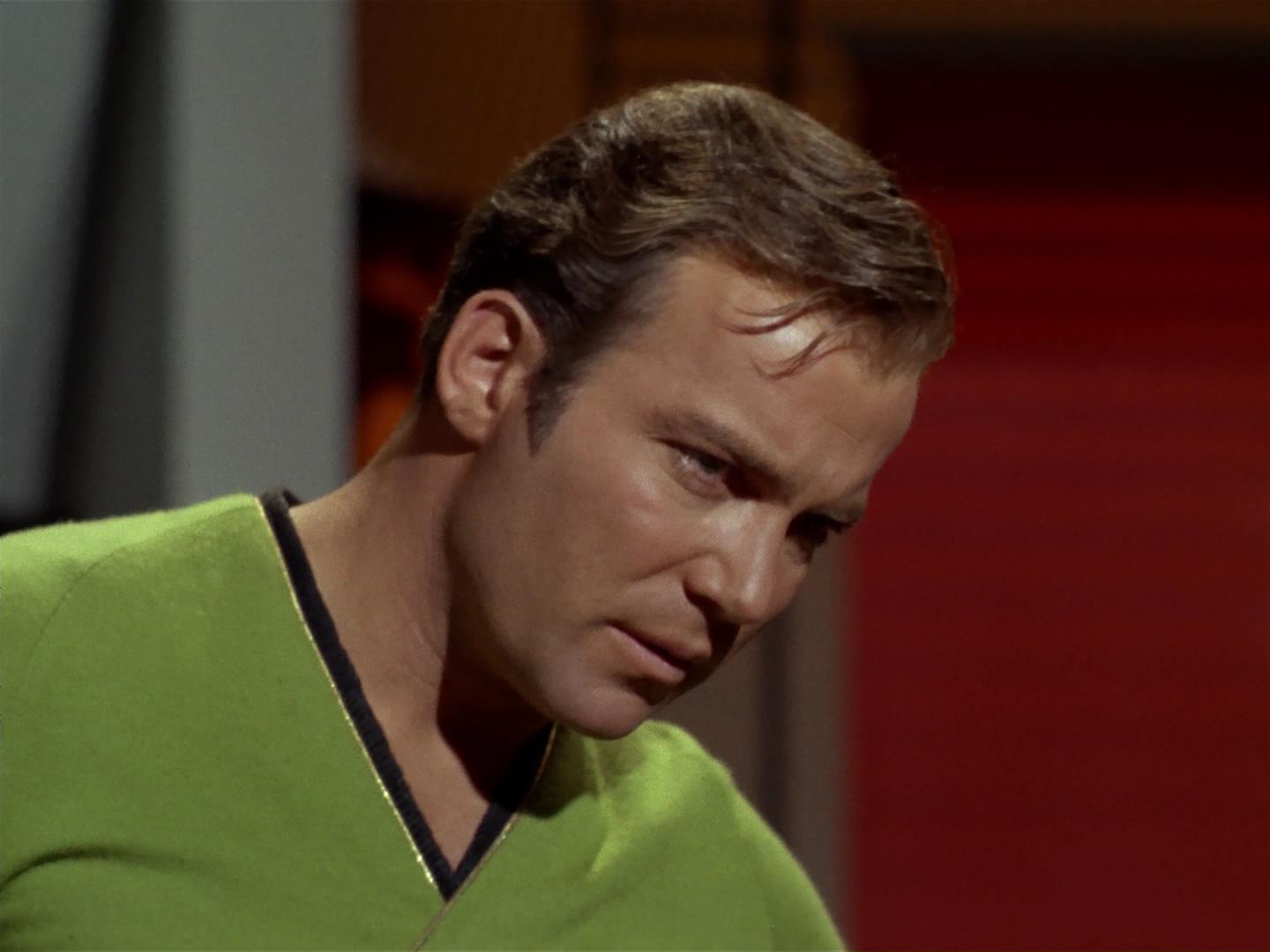 ariane179254_StarTrek_2x18_TheImmunitySyndrome_0145.jpg