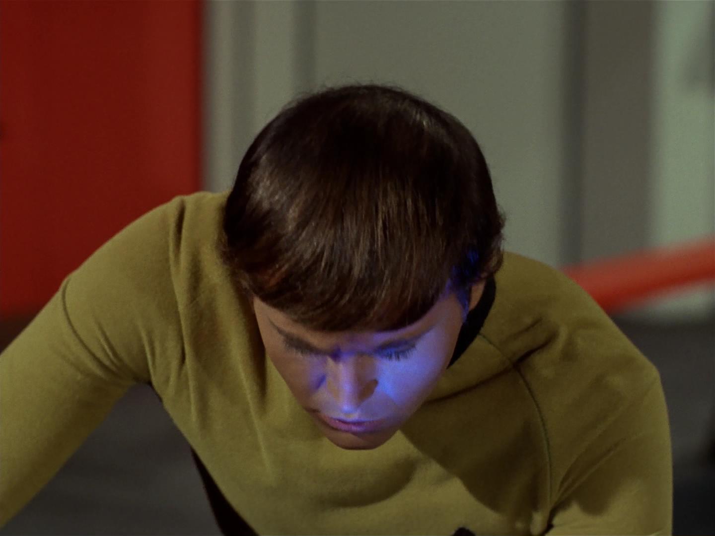 ariane179254_StarTrek_2x18_TheImmunitySyndrome_0147.jpg