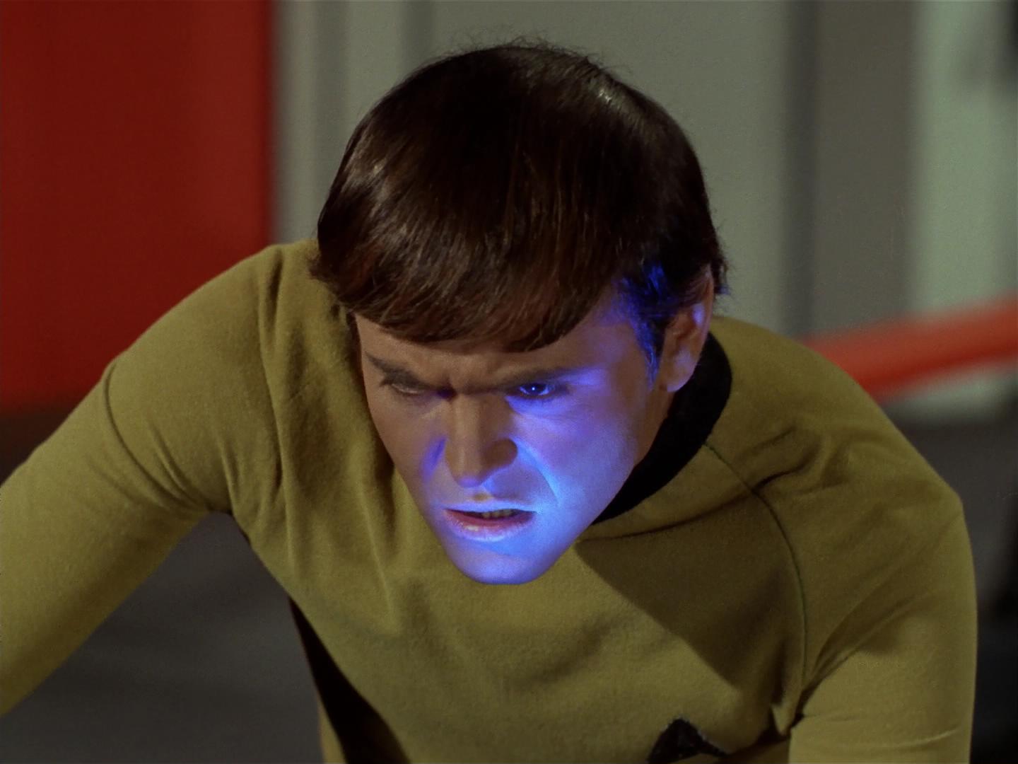 ariane179254_StarTrek_2x18_TheImmunitySyndrome_0162.jpg