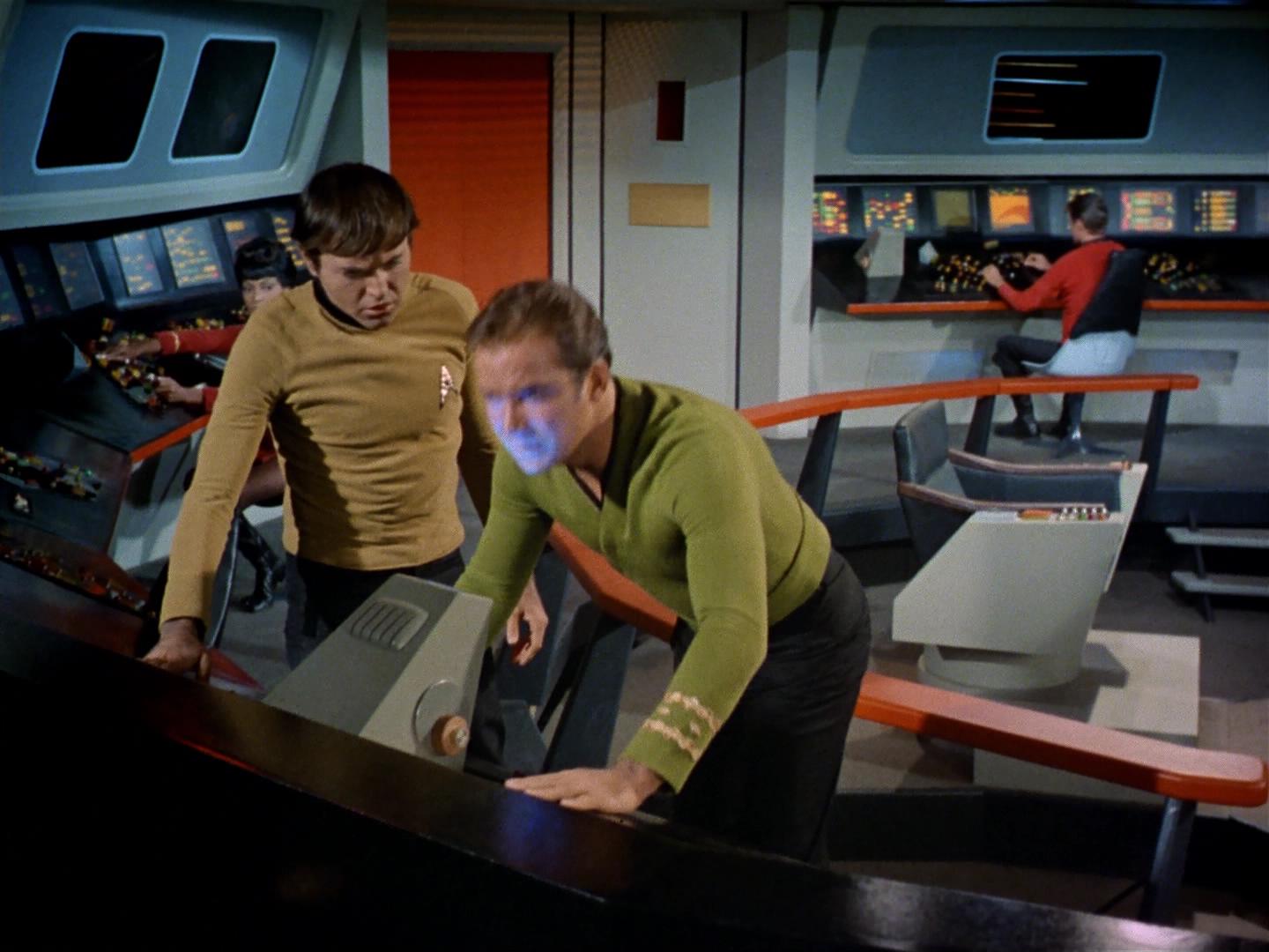 ariane179254_StarTrek_2x18_TheImmunitySyndrome_0178.jpg