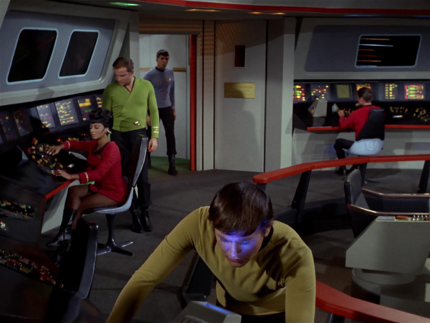 ariane179254_StarTrek_2x18_TheImmunitySyndrome_0361.jpg