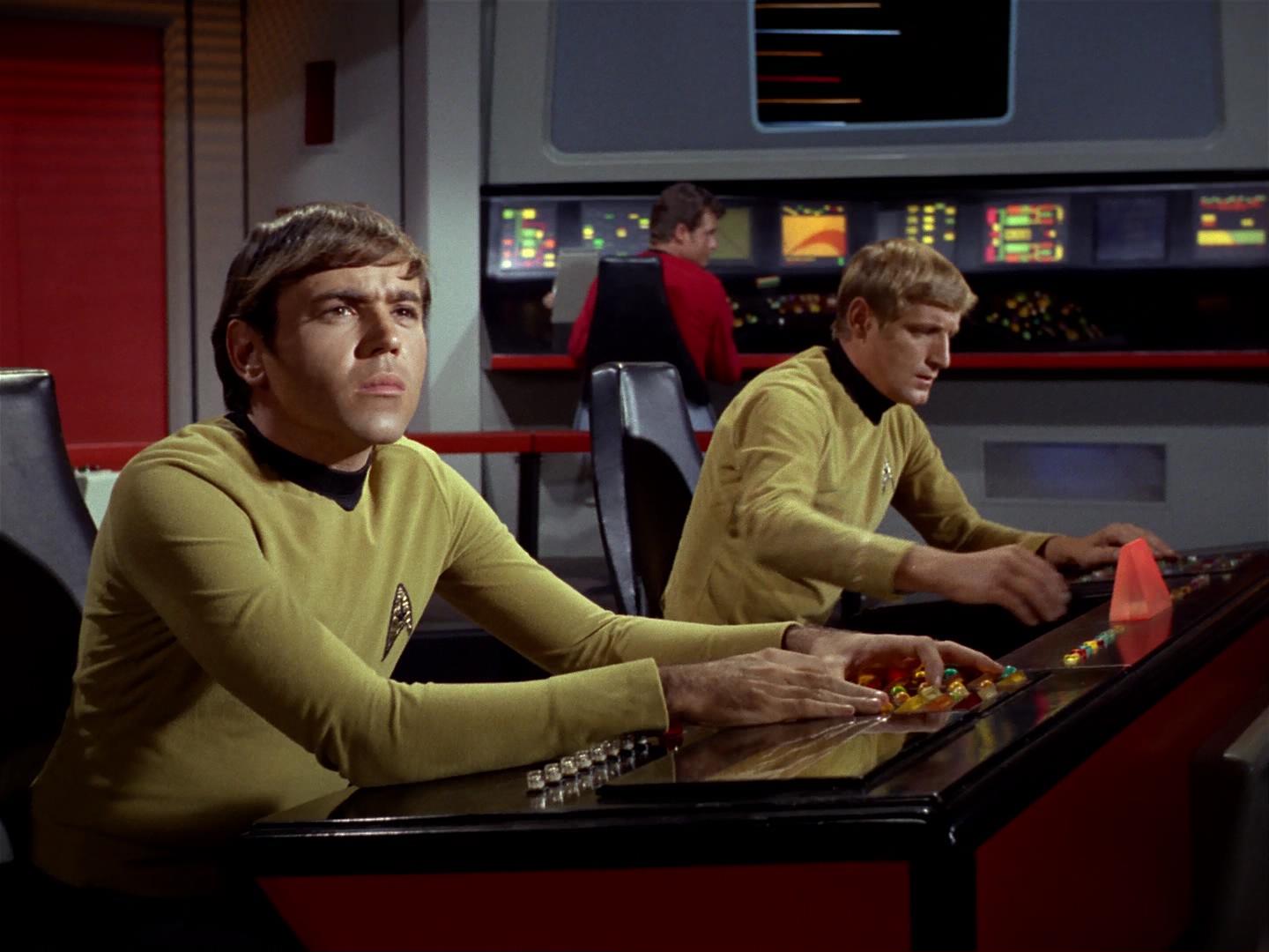 ariane179254_StarTrek_2x18_TheImmunitySyndrome_0409.jpg