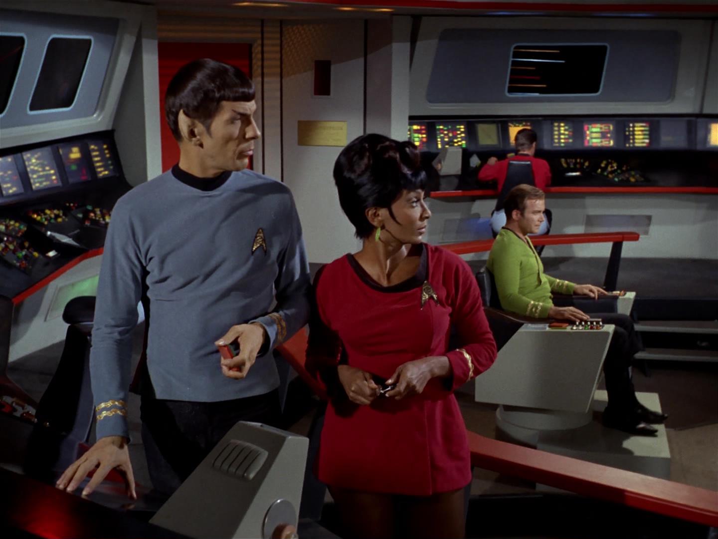 ariane179254_StarTrek_2x18_TheImmunitySyndrome_0417.jpg