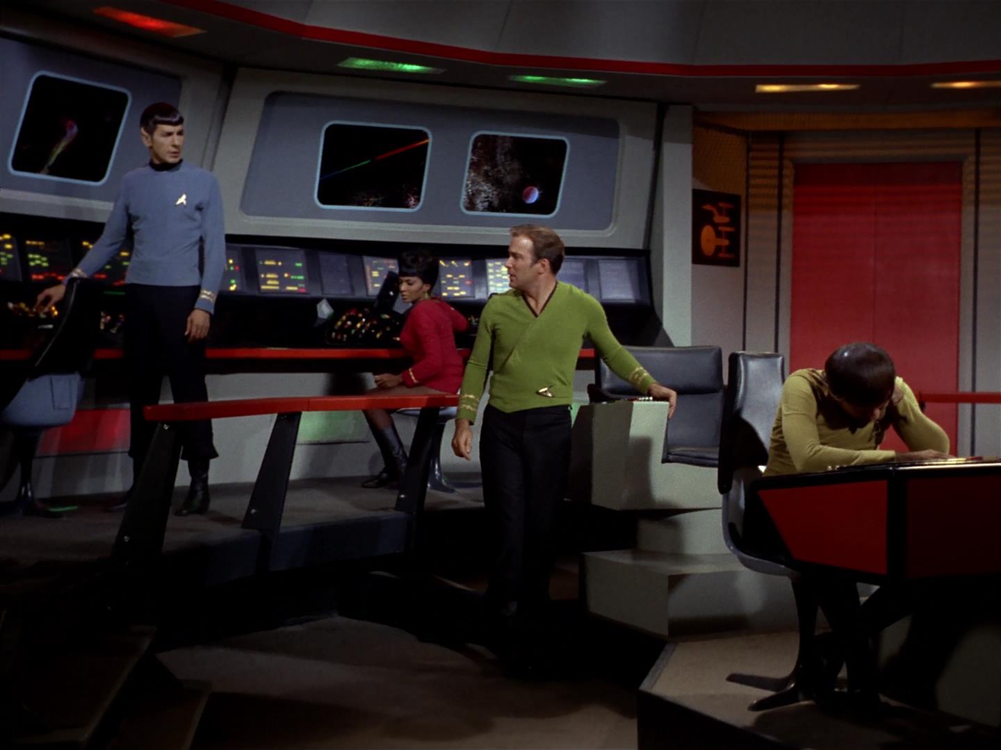 ariane179254_StarTrek_2x18_TheImmunitySyndrome_0515.jpg
