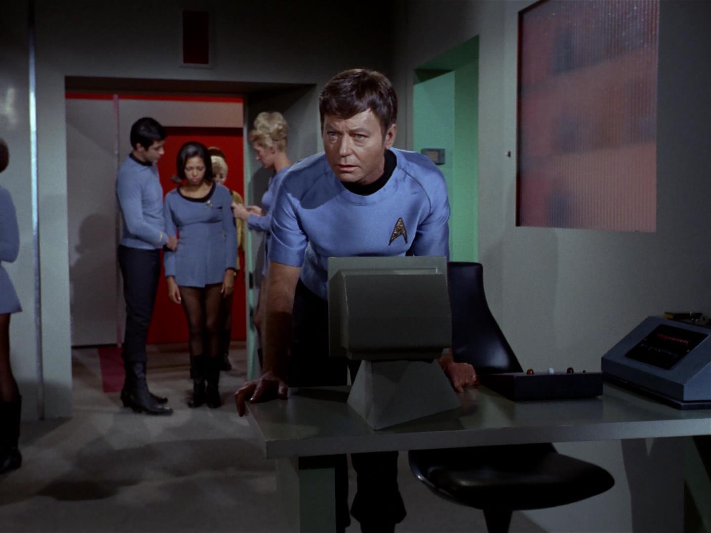 ariane179254_StarTrek_2x18_TheImmunitySyndrome_0544.jpg