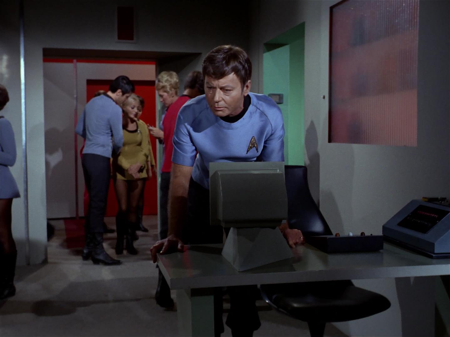 ariane179254_StarTrek_2x18_TheImmunitySyndrome_0549.jpg