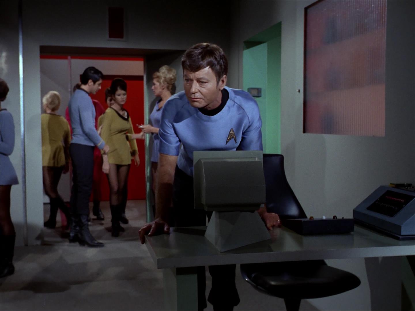 ariane179254_StarTrek_2x18_TheImmunitySyndrome_0555.jpg