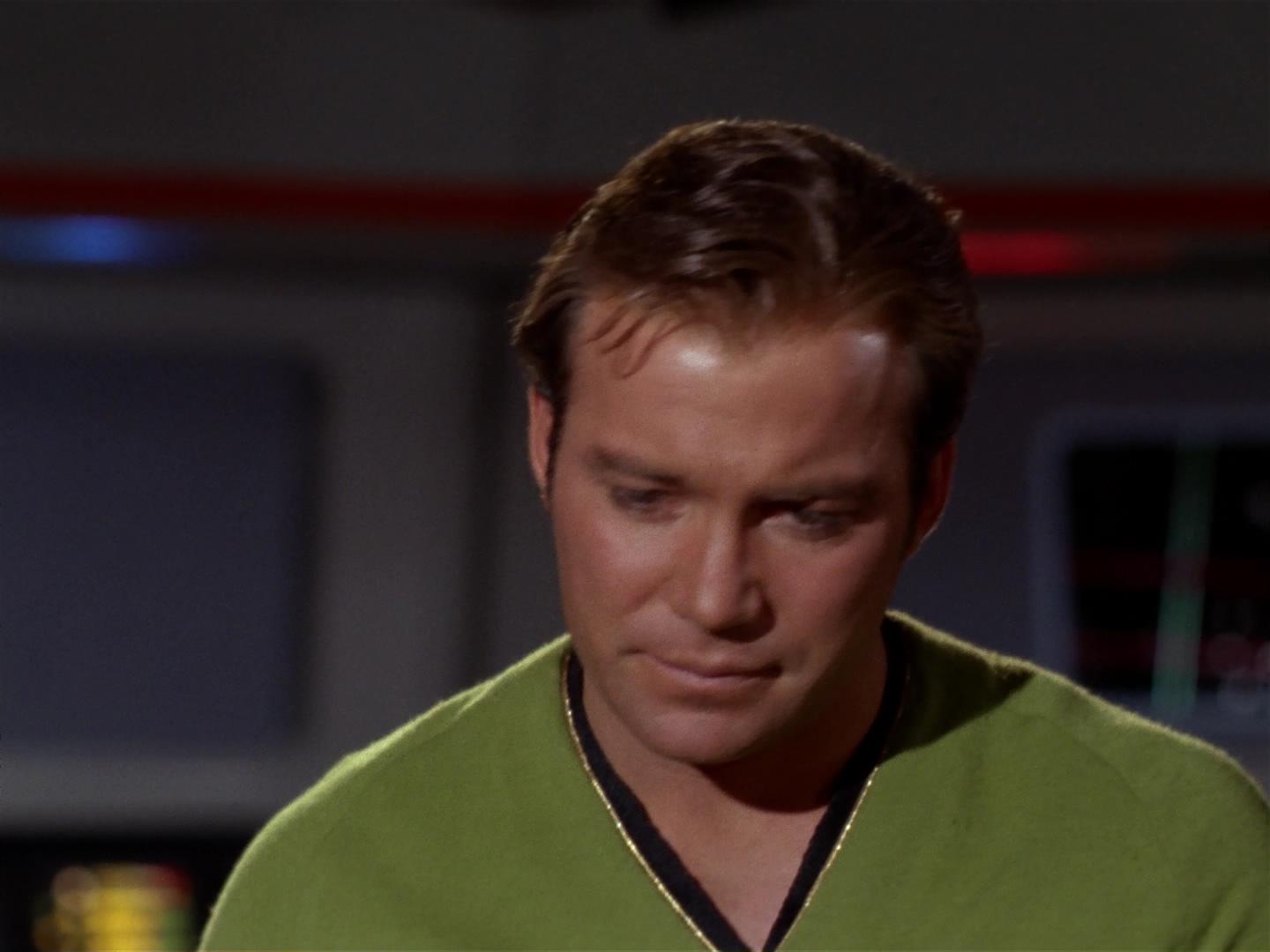 ariane179254_StarTrek_2x18_TheImmunitySyndrome_0608.jpg