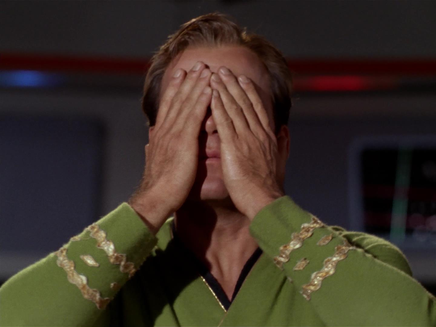 ariane179254_StarTrek_2x18_TheImmunitySyndrome_0610.jpg