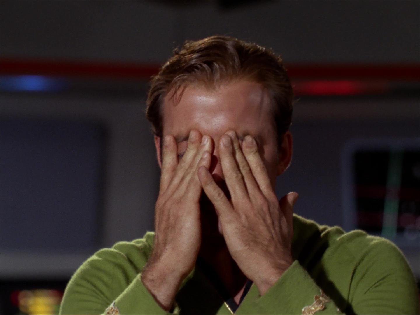ariane179254_StarTrek_2x18_TheImmunitySyndrome_0613.jpg