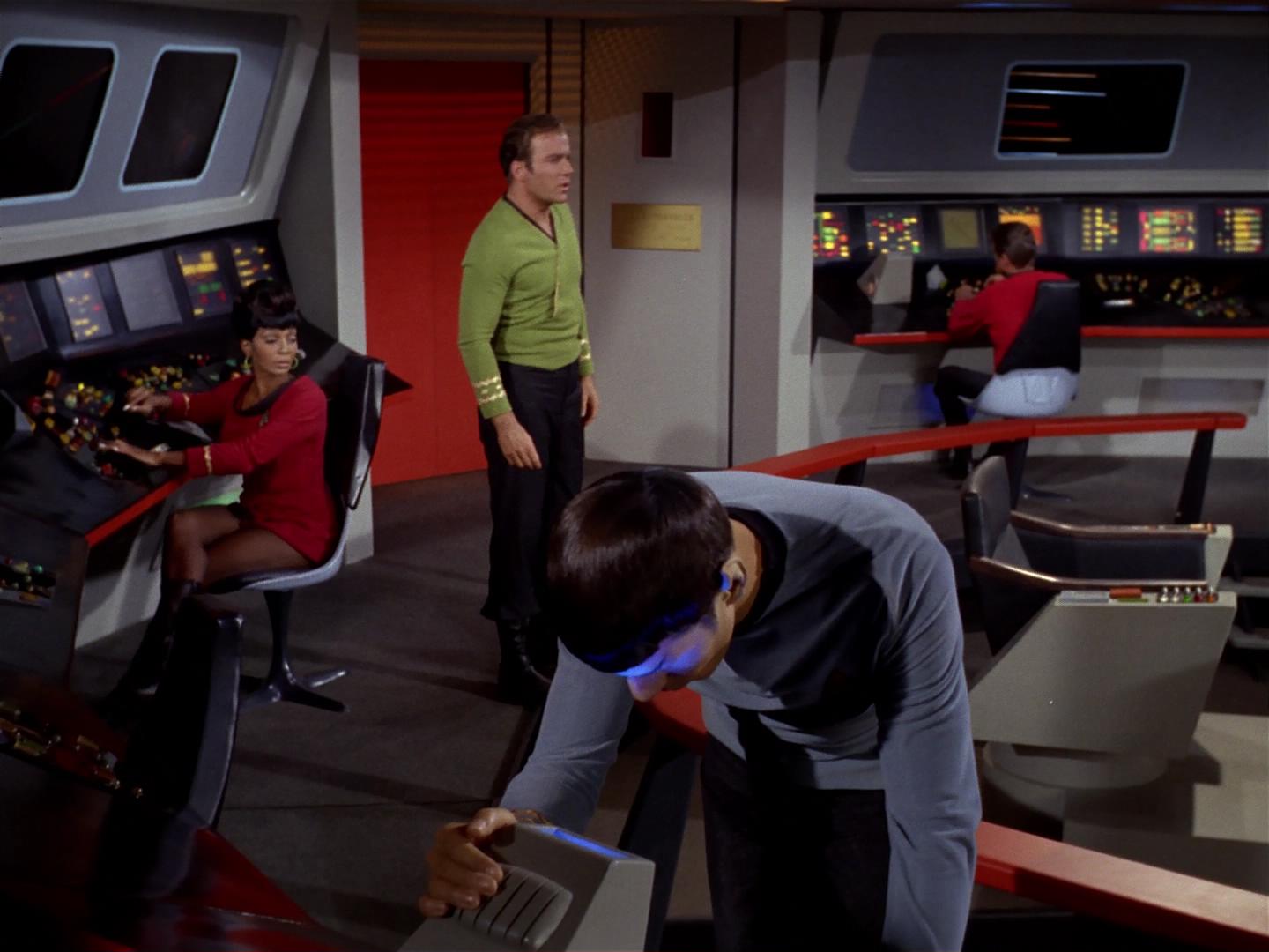 ariane179254_StarTrek_2x18_TheImmunitySyndrome_0676.jpg