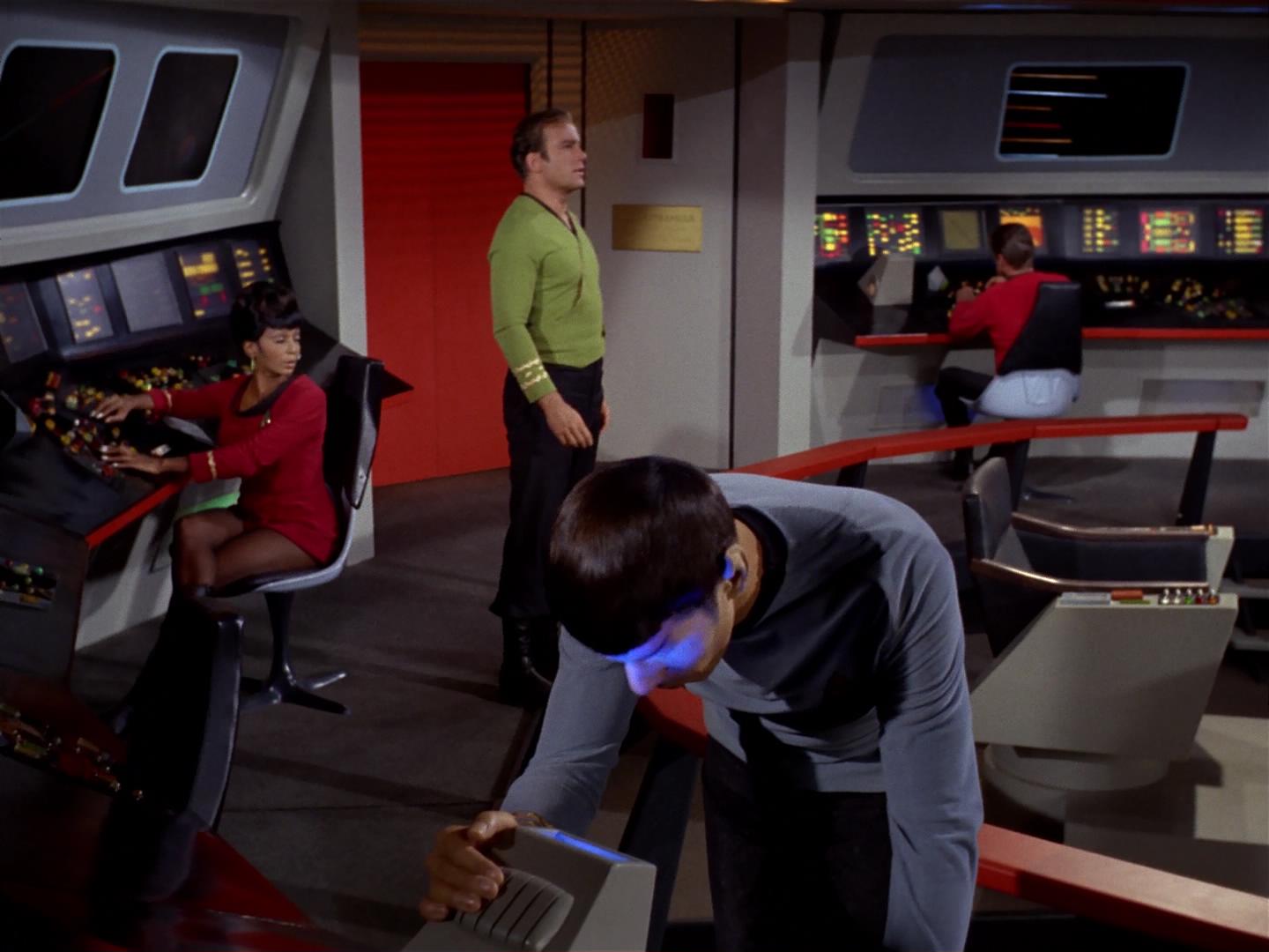 ariane179254_StarTrek_2x18_TheImmunitySyndrome_0677.jpg