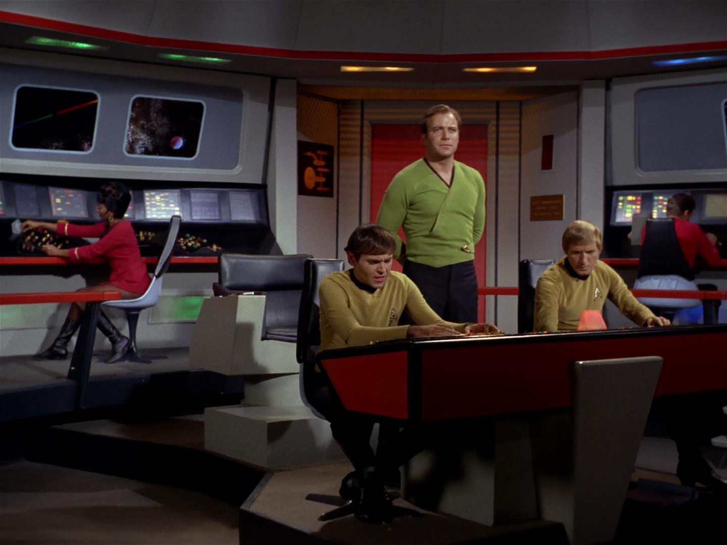 ariane179254_StarTrek_2x18_TheImmunitySyndrome_0714.jpg