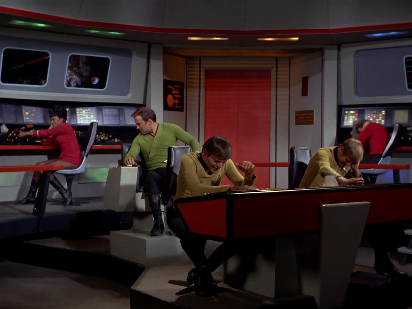 ariane179254_StarTrek_2x18_TheImmunitySyndrome_0743.jpg