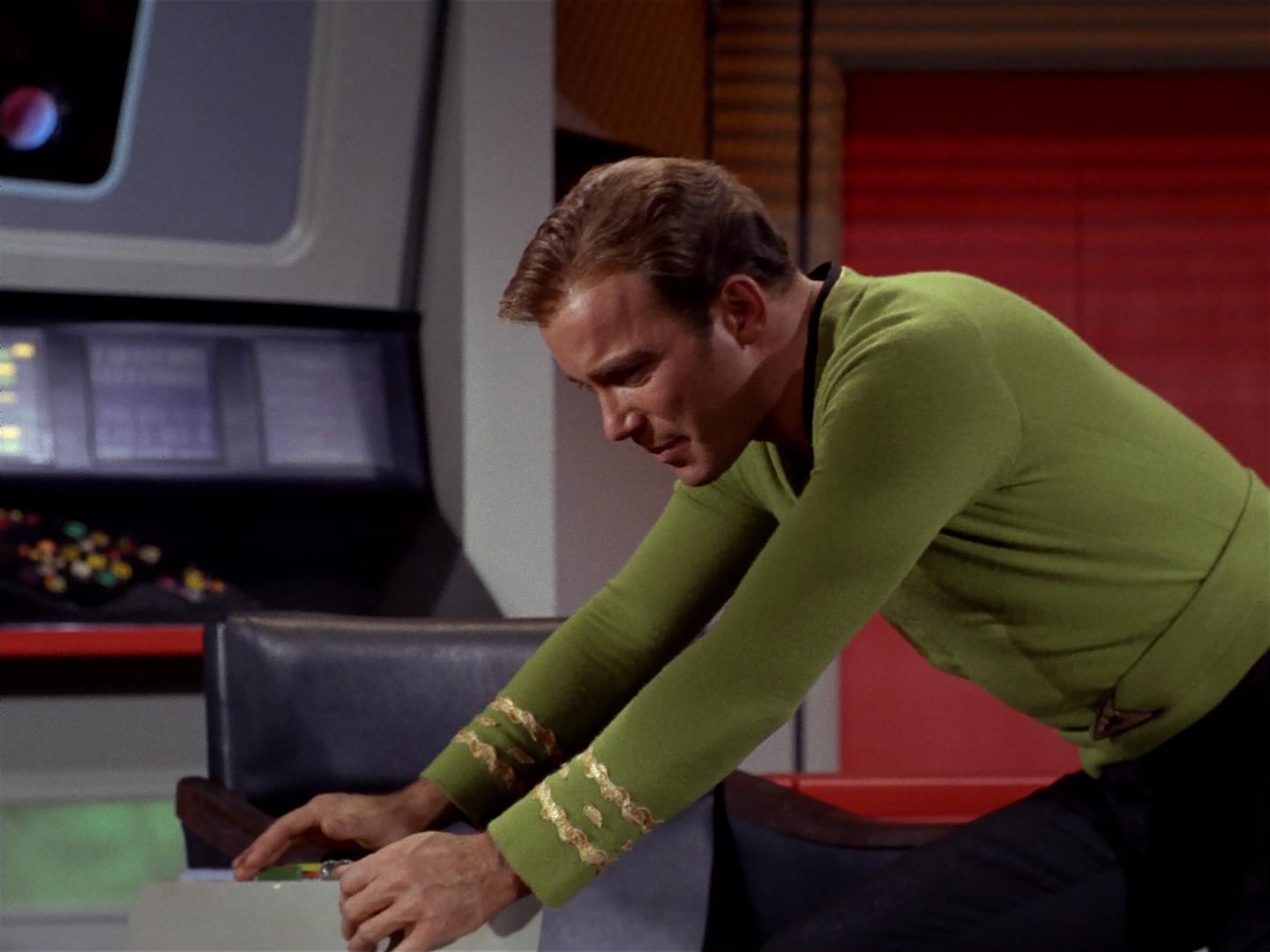 ariane179254_StarTrek_2x18_TheImmunitySyndrome_0788.jpg