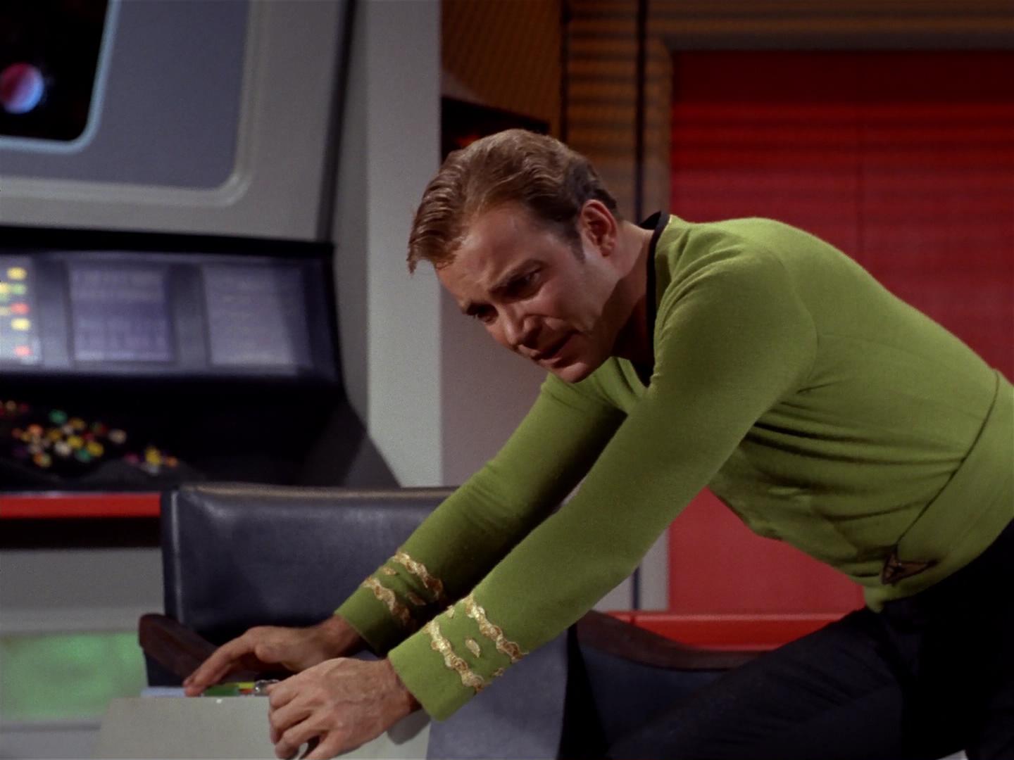 ariane179254_StarTrek_2x18_TheImmunitySyndrome_0790.jpg