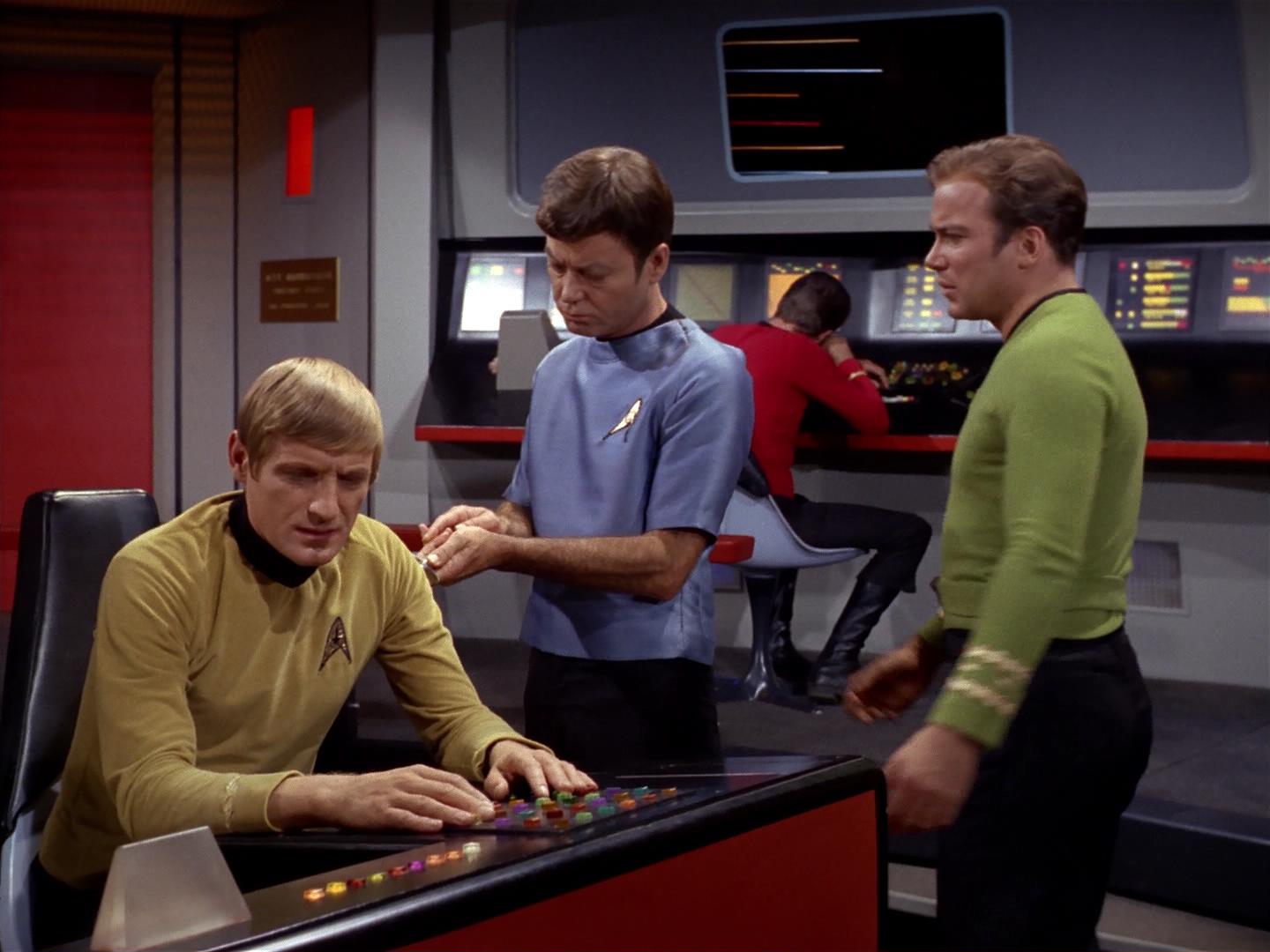 ariane179254_StarTrek_2x18_TheImmunitySyndrome_0849.jpg
