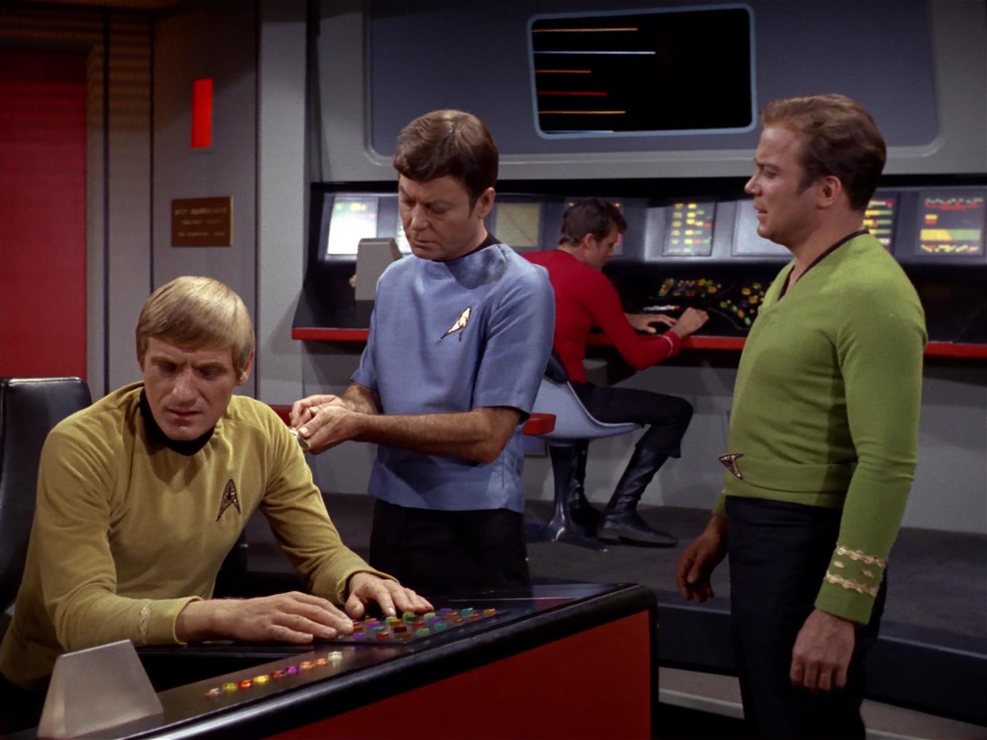 ariane179254_StarTrek_2x18_TheImmunitySyndrome_0851.jpg