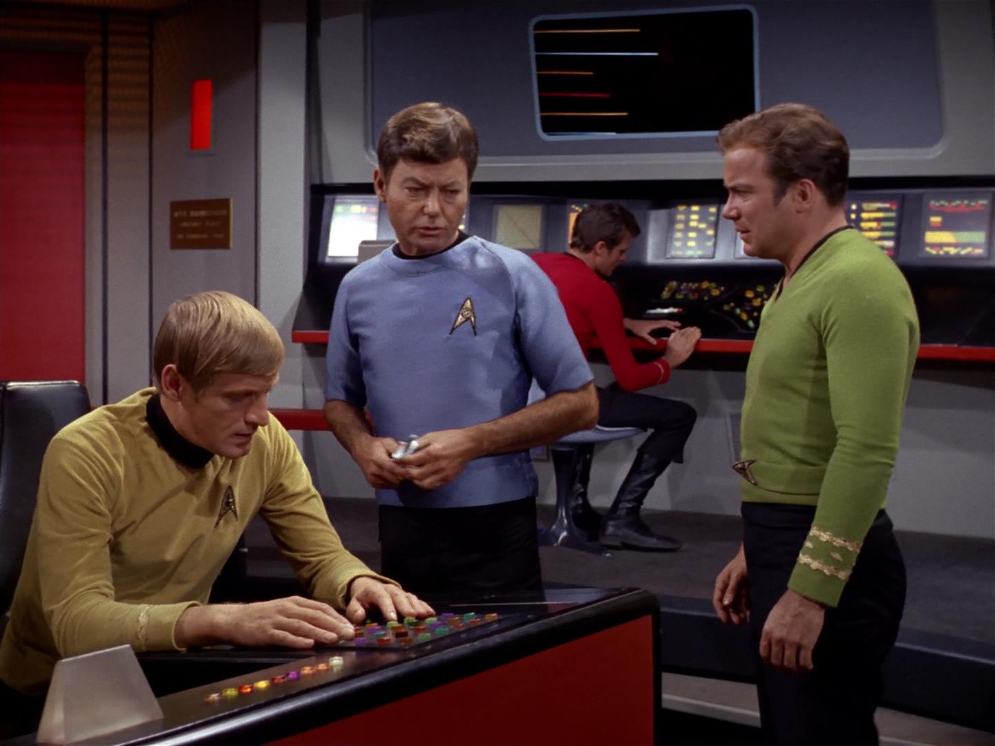 ariane179254_StarTrek_2x18_TheImmunitySyndrome_0852.jpg
