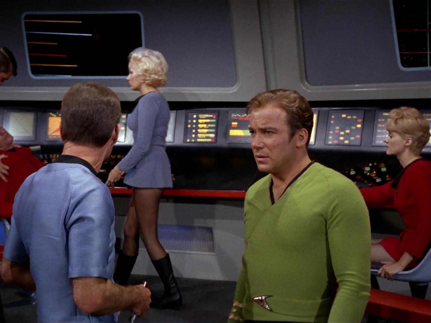 ariane179254_StarTrek_2x18_TheImmunitySyndrome_0869.jpg