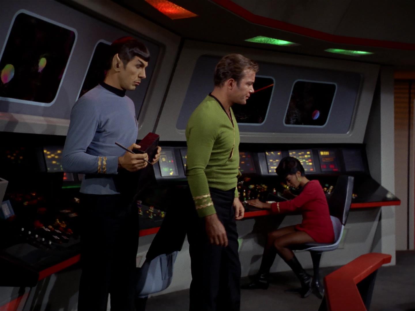 ariane179254_StarTrek_2x18_TheImmunitySyndrome_0950.jpg