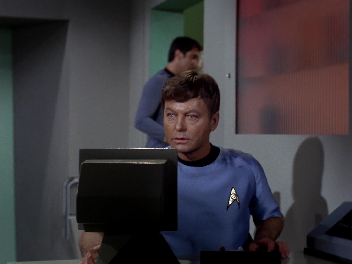 ariane179254_StarTrek_2x18_TheImmunitySyndrome_0995.jpg