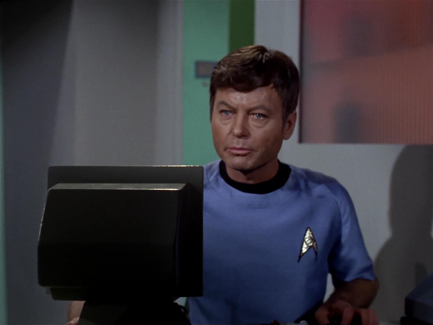ariane179254_StarTrek_2x18_TheImmunitySyndrome_0996.jpg