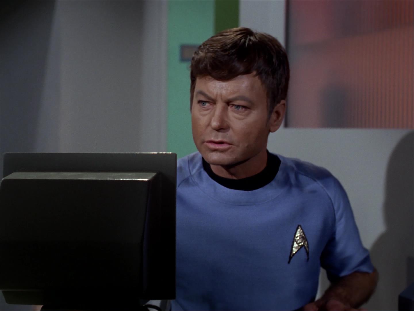 ariane179254_StarTrek_2x18_TheImmunitySyndrome_1003.jpg